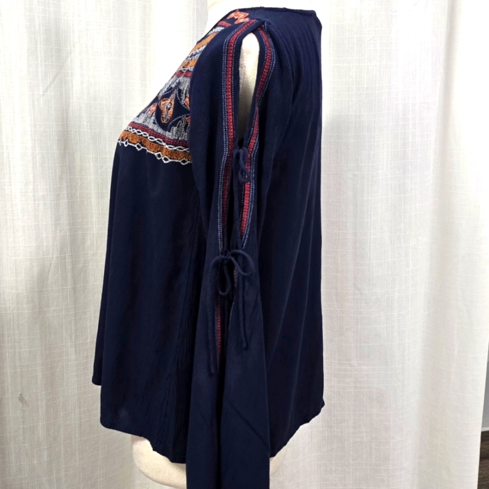 2/$30 Abercrombie & Fitch Embroidered Womens‎ Top Size XS Southwestern - Picture 6 of 12